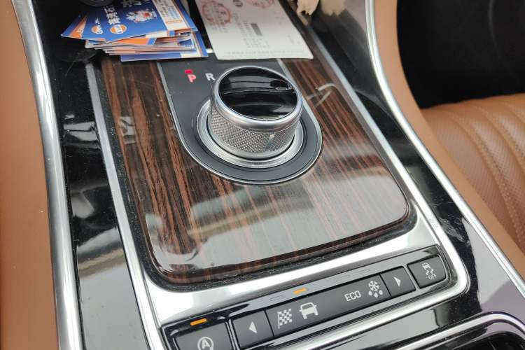 Used Jaguar XF 2016 XF 2.0T Two-Wheel-Drive Luxury Edition
