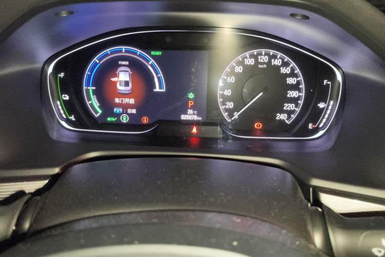 Used Honda Accord 2018 Rui·Hybrid 2.0L Rui Ku Edition China VI Odometer Close Up