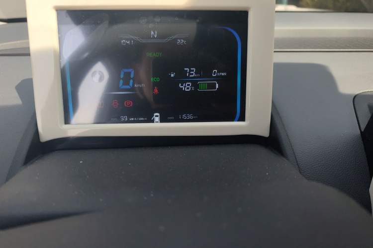 Used CHANGAN NEVO Lumin 2022 155 km – Refreshingly Sweet Edition Odometer Close Up