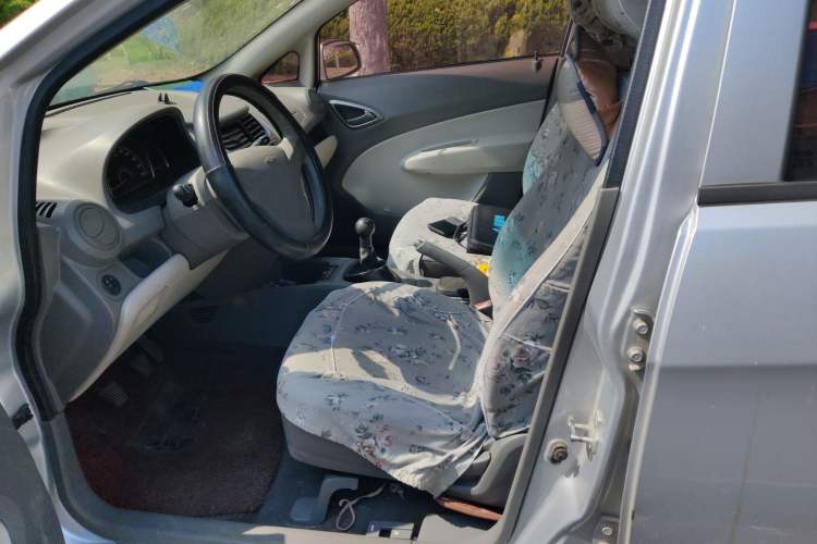 Used Chevrolet Sail 2010 Sedan 1.4L Manual Enjoyment Edition Left Front Seat