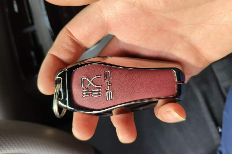 Used BYD Han 2025 EV Intelligent Driving Edition 605KM Prestige Model Vehicle Key