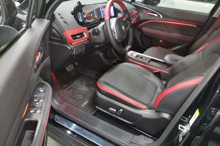 Used ORA Good Cat GT 2022 Mulan Edition 401 km Standard Range
