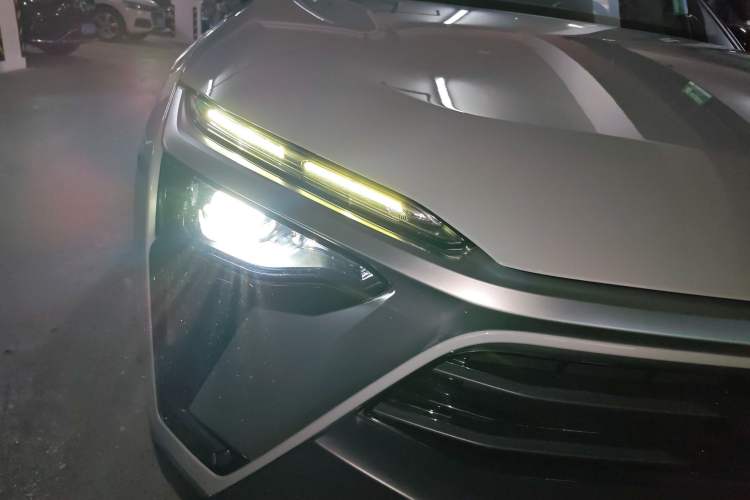 Used Nio ES8 2020 415 km Range 6-Seater Version
