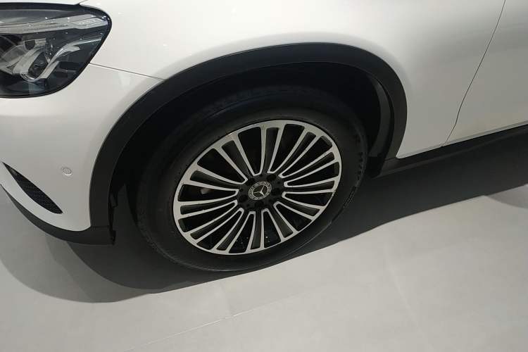 Used Mercedes-Benz GLC 2019 GLC 200 L 4MATIC
