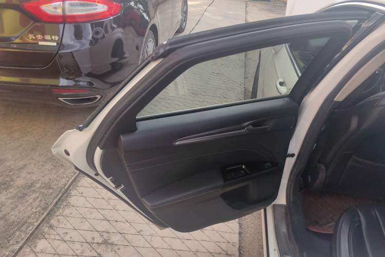 Used Ford Mondeo 2013 2.0L GTDi240 Luxury Sport Model