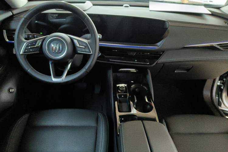 Used Buick Envision 2025 25T Entry-Grade Platinum Edition