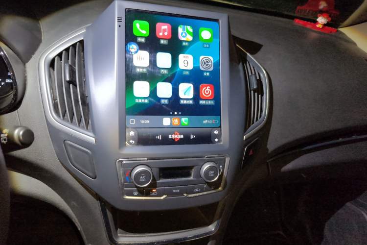 Used Dongfeng Aeolus AX5 2017 1.4T Automatic Qushang Model Audio And AC Panel