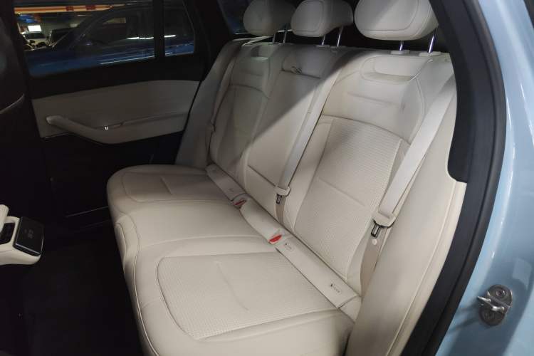 Used Nio ES6 2024 75 kWh Left Rear Seat