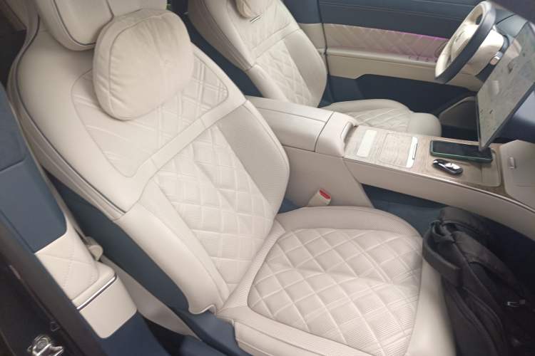 Used Nio ET9 2025 100 kWh