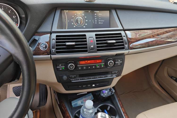 Used BMW X5 2011 xDrive35i U.S. specification Audio And AC Panel