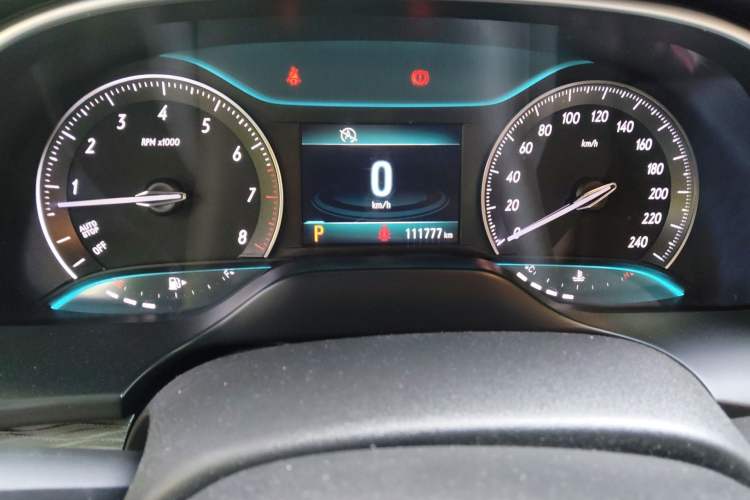 Used Buick GT 2016 15N Automatic Elite Edition Odometer Close Up