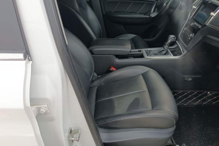 Used Roewe RX5 2018 20T Two-Wheel Drive Automatic Flagship Edition