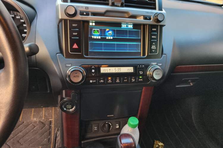 Used Toyota Prado 2014 4.0L Automatic TX-L NAVI
