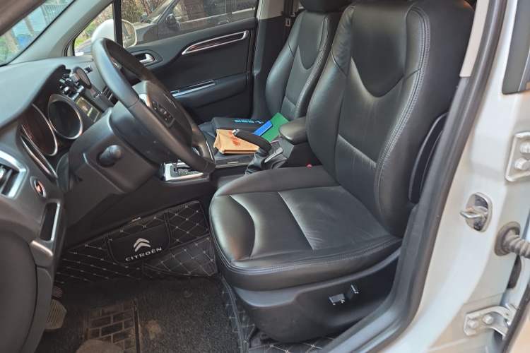 Used Citroen C4L 2014 1.6THP Intelligent Drive Automatic Dynamic Model
