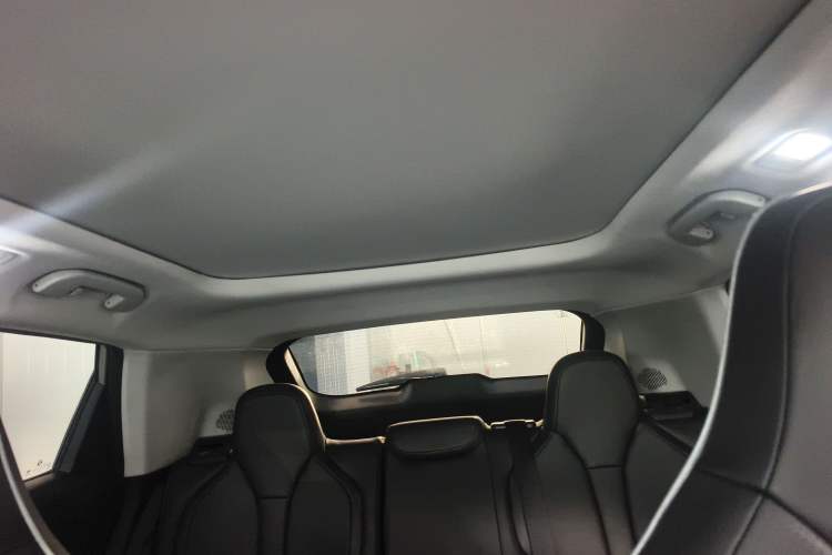 Used Dongfeng Aeolus Mage 2023 1.5T Luxury Edition
