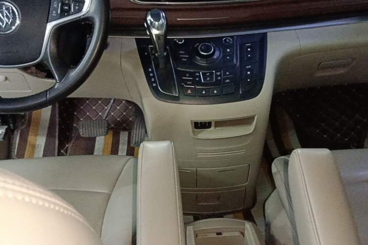 Used Buick GL8 2017 25S Luxury Version China V Standard