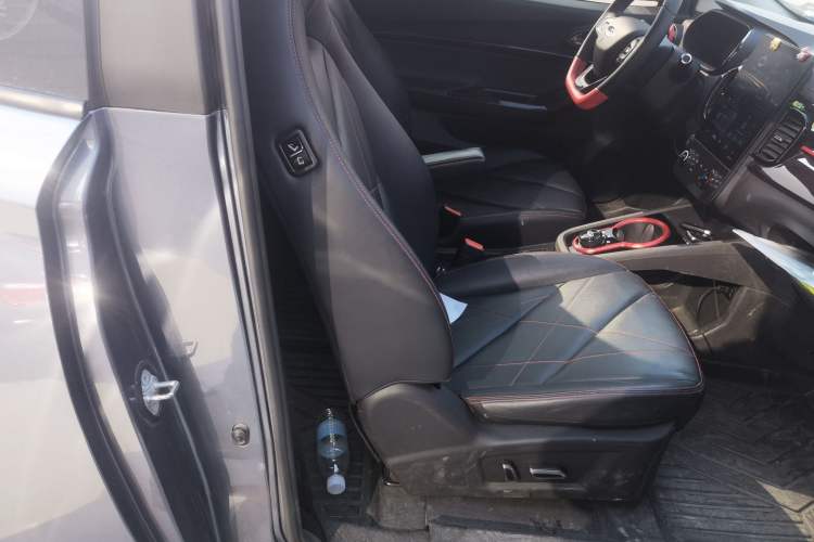 Used Chery Little Ant 2023 251km Love Edition Lithium Iron Phosphate Right Front Seat