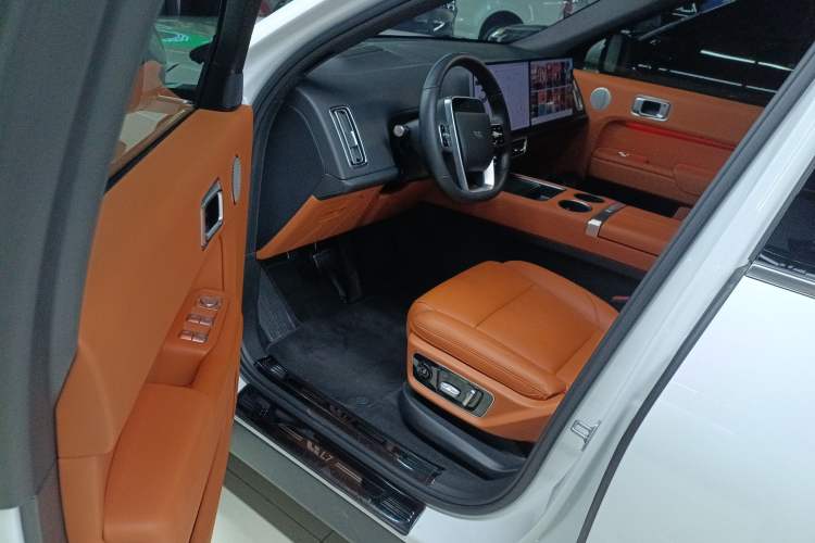 Used Li Auto L7 2023 Pro Model
