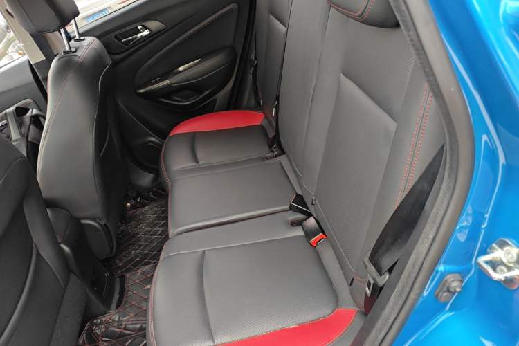 Used CHANGAN CS15 2016 1.5L Automatic Fashion Edition Left Rear Seat