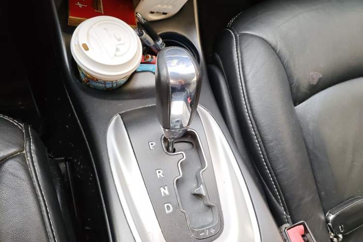 Used Dodge Journey 2013 2.4L Two-Wheel Drive Luxury Version