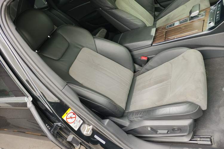Used Audi A6L 2019 40 TFSI Luxury Dynamic Model Right Front Seat