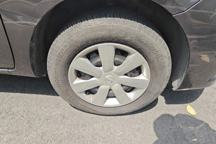 Used Nissan Sunny 2015 1.5XE Manual Comfort Edition
