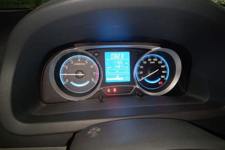 Used Suzuki Wagon R X5 2015 1.4L Flagship Model China V Standard