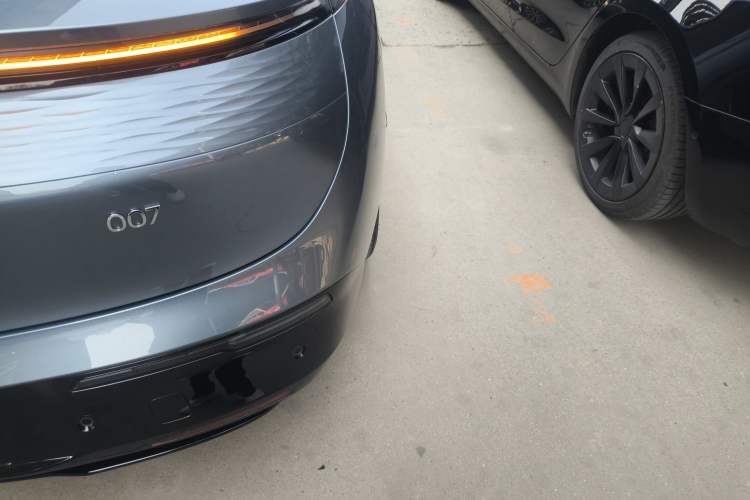 Used Zeekr 007 2024 Rear-Drive Enhanced Version 75 kWh Right Rear Taillight