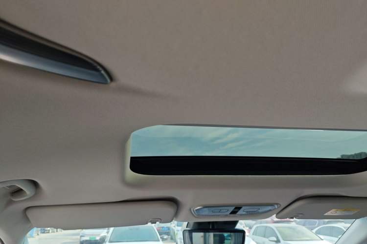 Used SAIC MAXUS G90 2022 2.0T Interstellar Six-Seater Edition