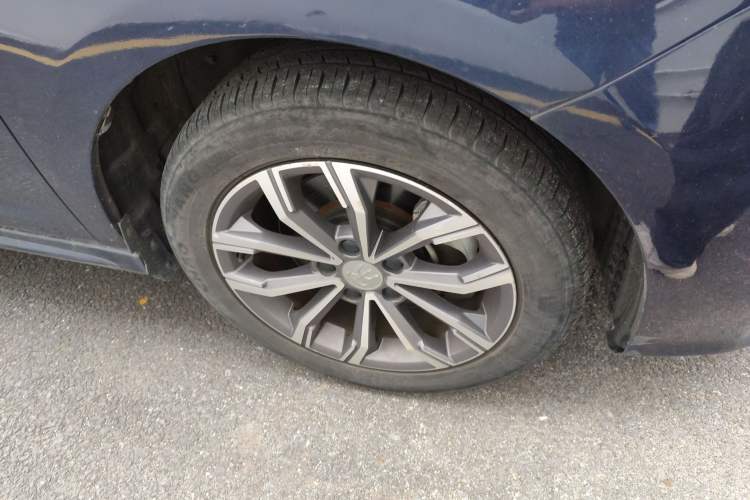 Used BYD Song MAX 2019 1.5T Automatic Smart Connect Ruiyi Sunroof Model 7 Seats China VI Standard
