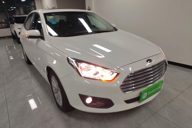 Used Ford Escort 2017 Happiness Edition 1.5L Automatic Fashion Version
