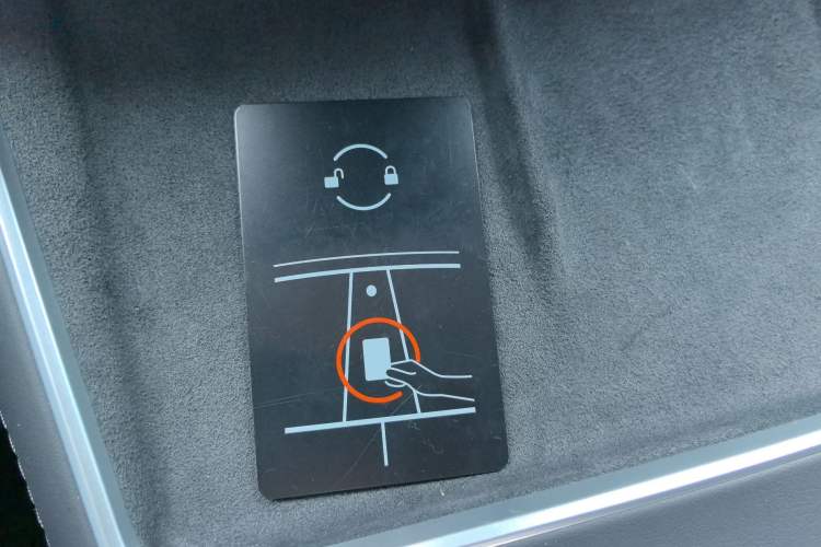 Used Tesla Model Y 2026 Rear-Drive Model