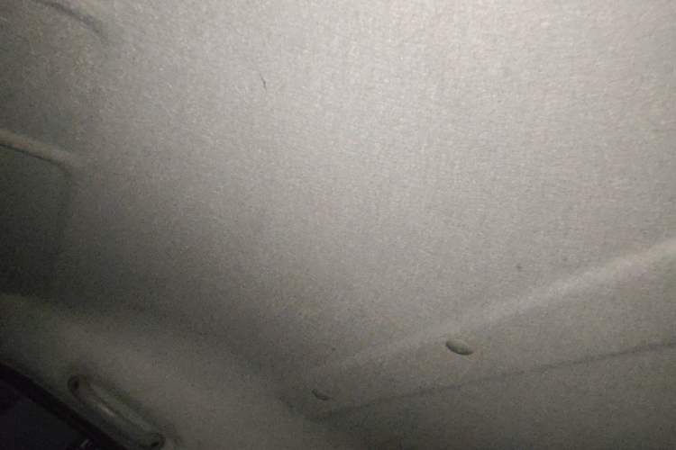 Used Dongfeng Xiaokang K05S 2016 1.2L Practical Version DK12-10 Headliner