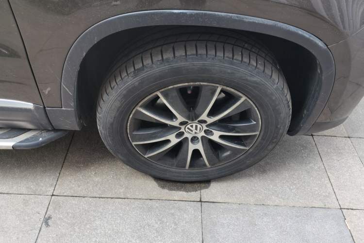 Used Volkswagen Tiguan 2013 1.8 TSI Automatic All-Wheel Drive Luxury Model
