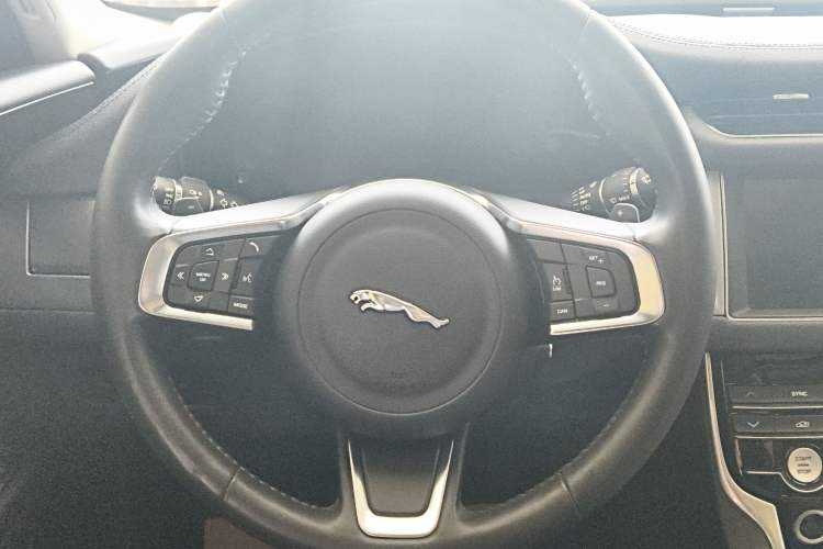 Used Jaguar XFL 2020 XFL 2.0T P200 Two-Wheel-Drive Elite Edition
