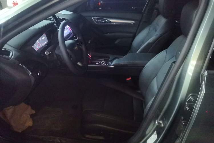 Used Cadillac CT5 2023 28T Luxury Edition (Standard Version) Left Front Seat