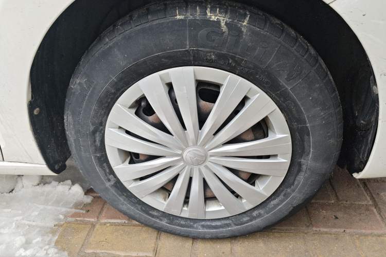 Used Volkswagen Santana 2016 1.6L Manual Fashion Edition