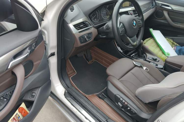 Used BMW X1 2016 sDrive18Li Luxury Model
