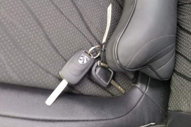 Used Baojun 510 2017 1.5L Manual Fashion Model
