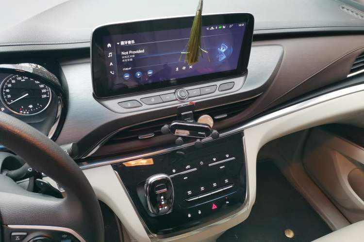 Used Buick GL8 2023 Land Executive Class Smart Enjoyment Model
