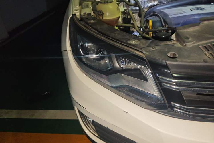 Used Volkswagen Tiguan 2015 2.0 TSI Automatic All-Wheel Drive Luxury Edition