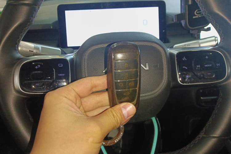 Used AION Y 2024 Younger Vehicle Key