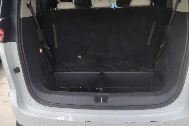 Used SAIC MAXUS G50 2022 1.5T Automatic Comfort Touring A Trunk