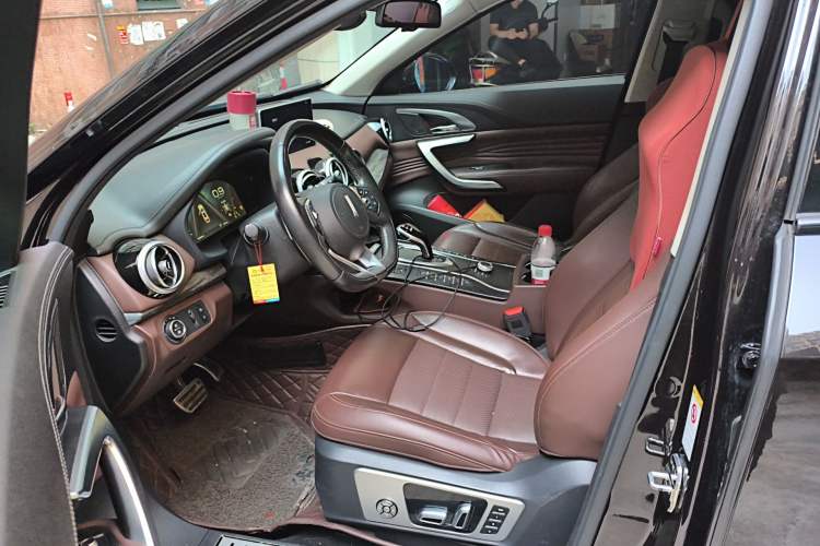 Used Wey VV7 2019 Upgraded Model 2.0T Flagship Version China VI
