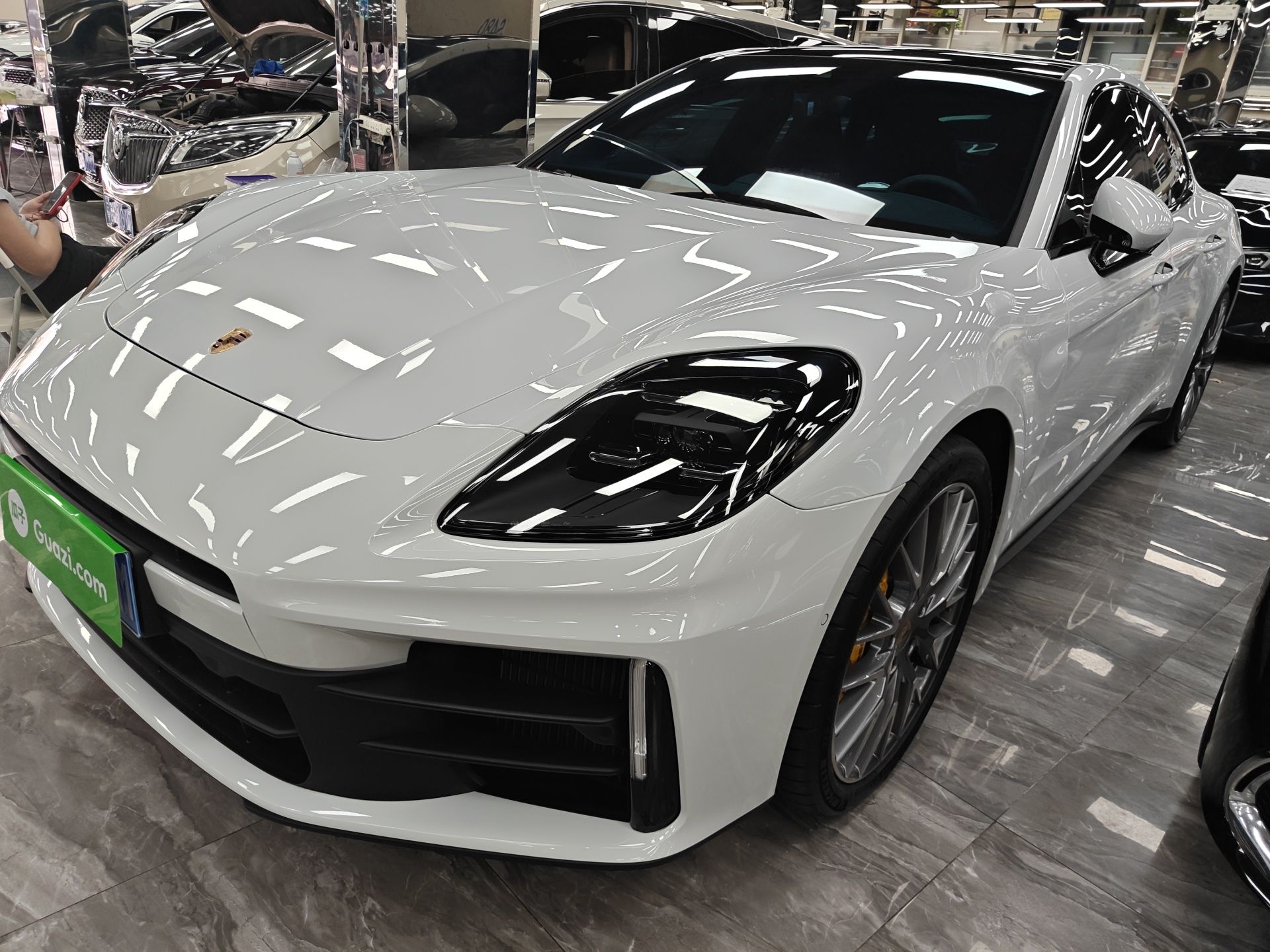 Parte inferior delantera