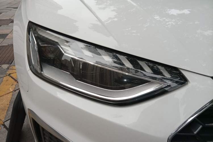 Used Audi A4L 2020 40 TFSI Fashion Dynamic Model Right Front Headlight