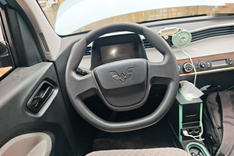 Used Wuling Hongguang MINIEV 2022 Zizai Version Lithium Iron Phosphate Steering Wheel