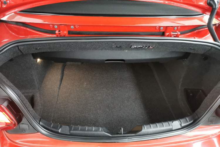 Used BMW 2 Series (Import) 2018 220i Convertible Coupe Sports Design Package