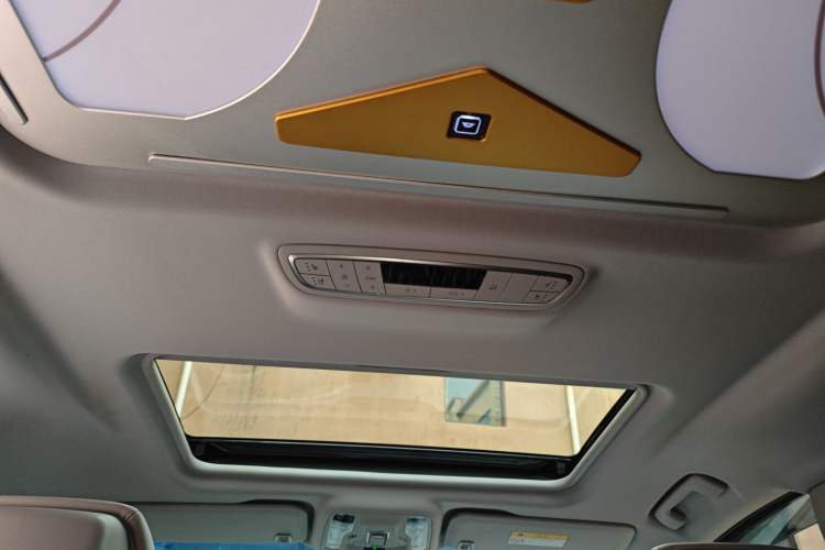 Used Buick GL8 2025 Lu Zun Smart Enjoyment Edition
