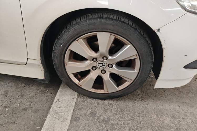 Used Honda Jade 2014 1.8L Automatic Comfort Elite Version 5 Seats